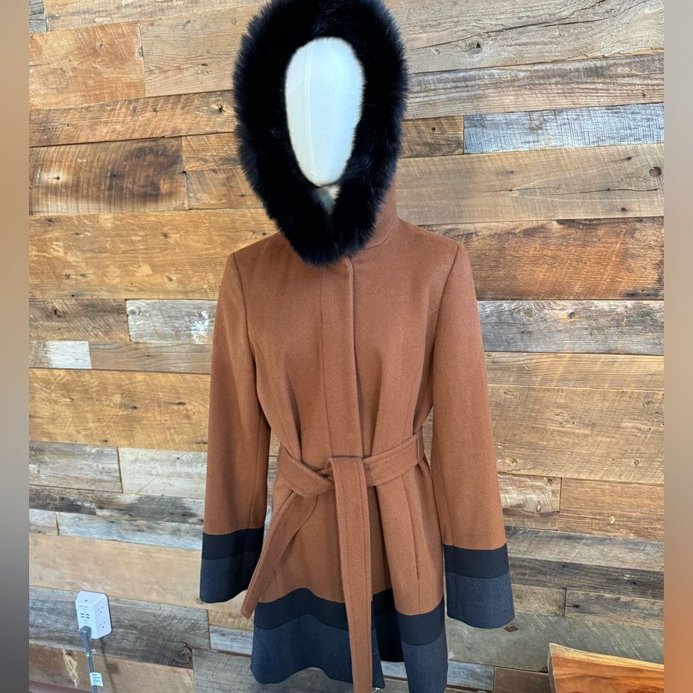 Ellen Tracy mid length block style wool coat with fox fur trim hood
